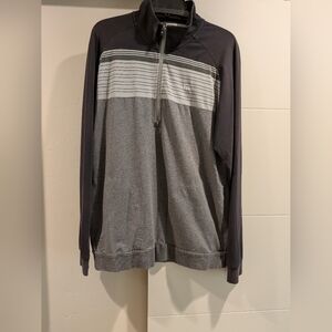 Travis Mathew Sweater Mens Large Gray Performance Golf 1/4 Quarter Zip Pullover